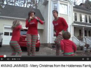 xmasjammies_20131217102152_320_240